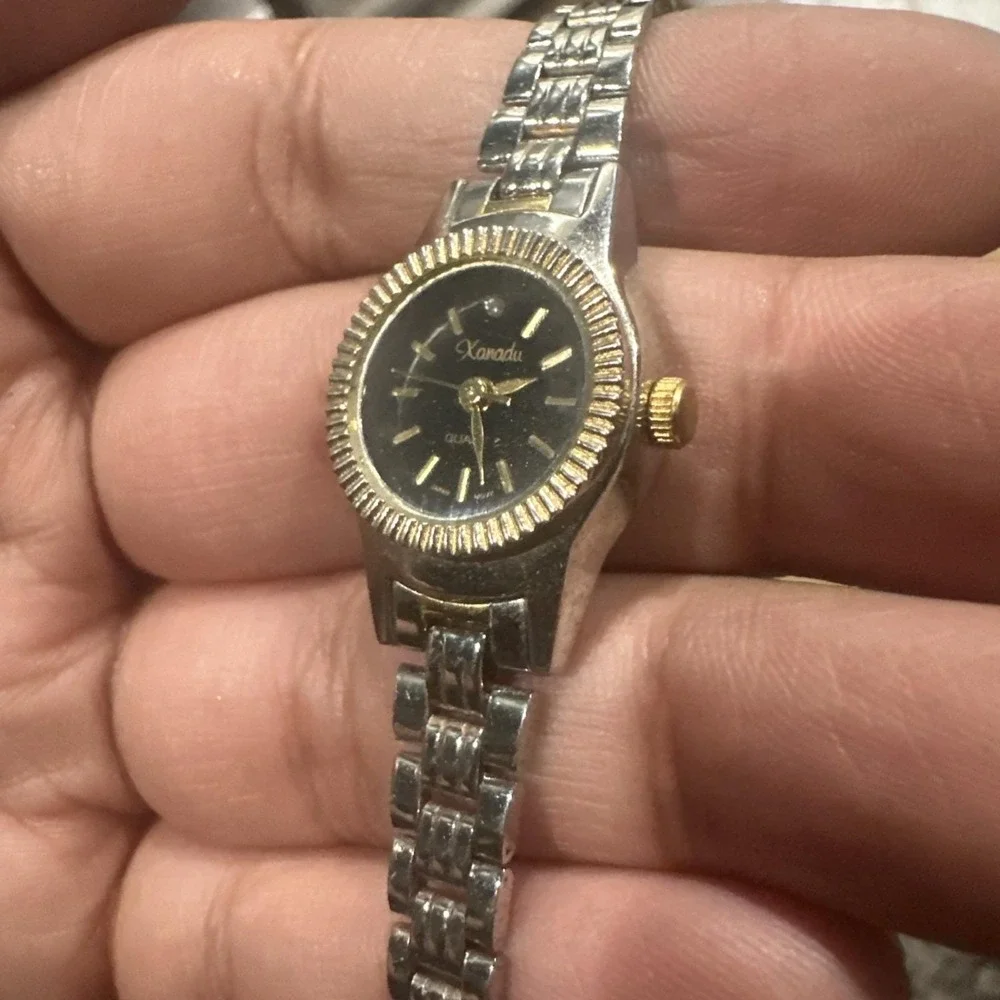 Working XANADU Ladies Two Tone Black Dial Quartz 18mm Fit 5.5in Small‎ Wrist
